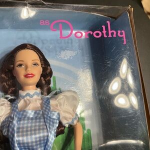 Wizard of OZ Dorothy and Munchkins and miniature characters.